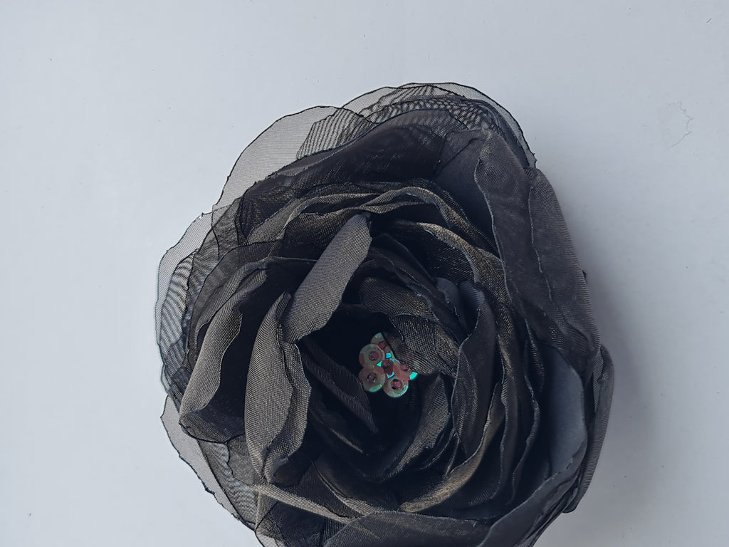 Trandafir galben din organza