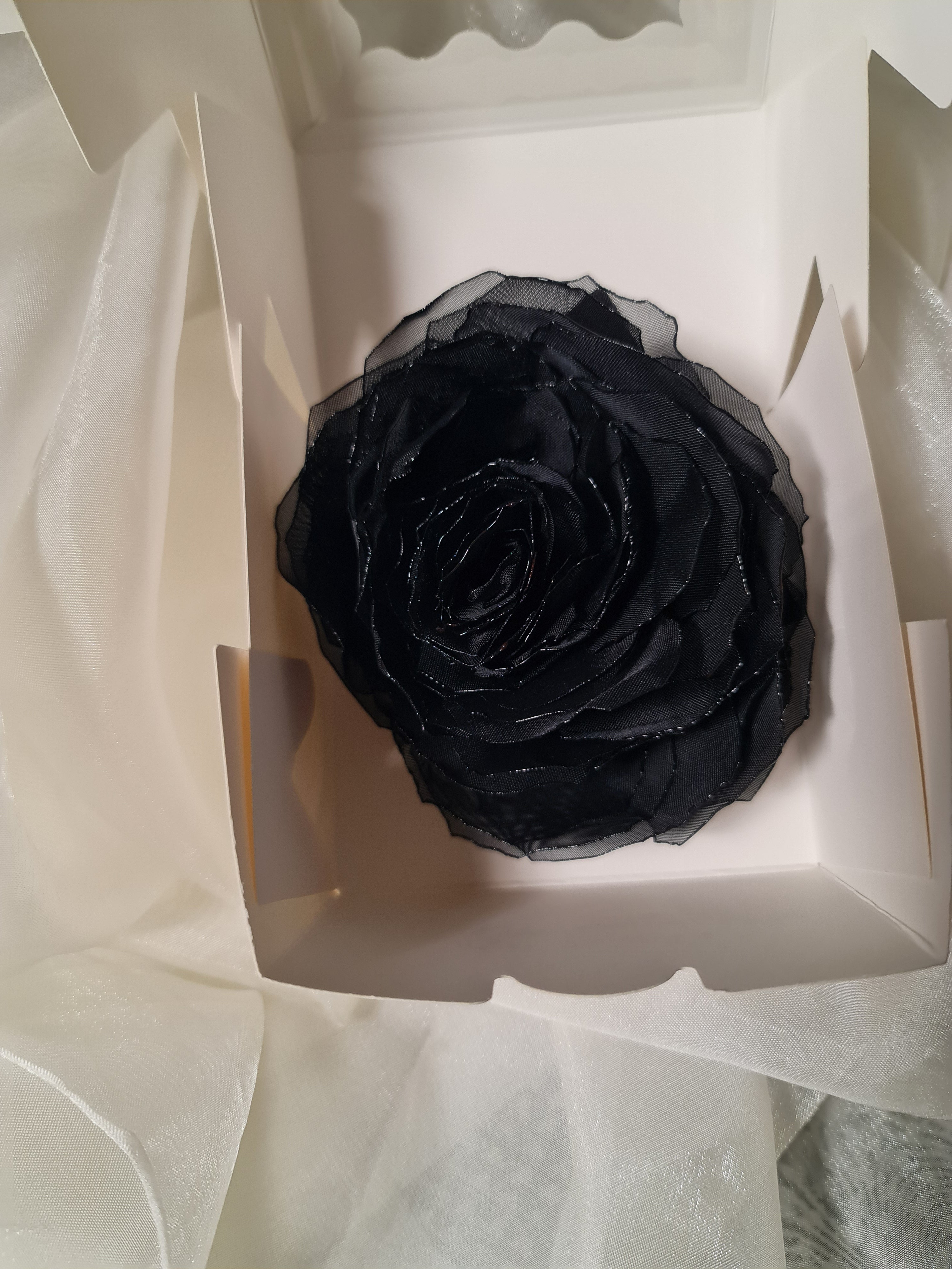 Trandafir galben din organza