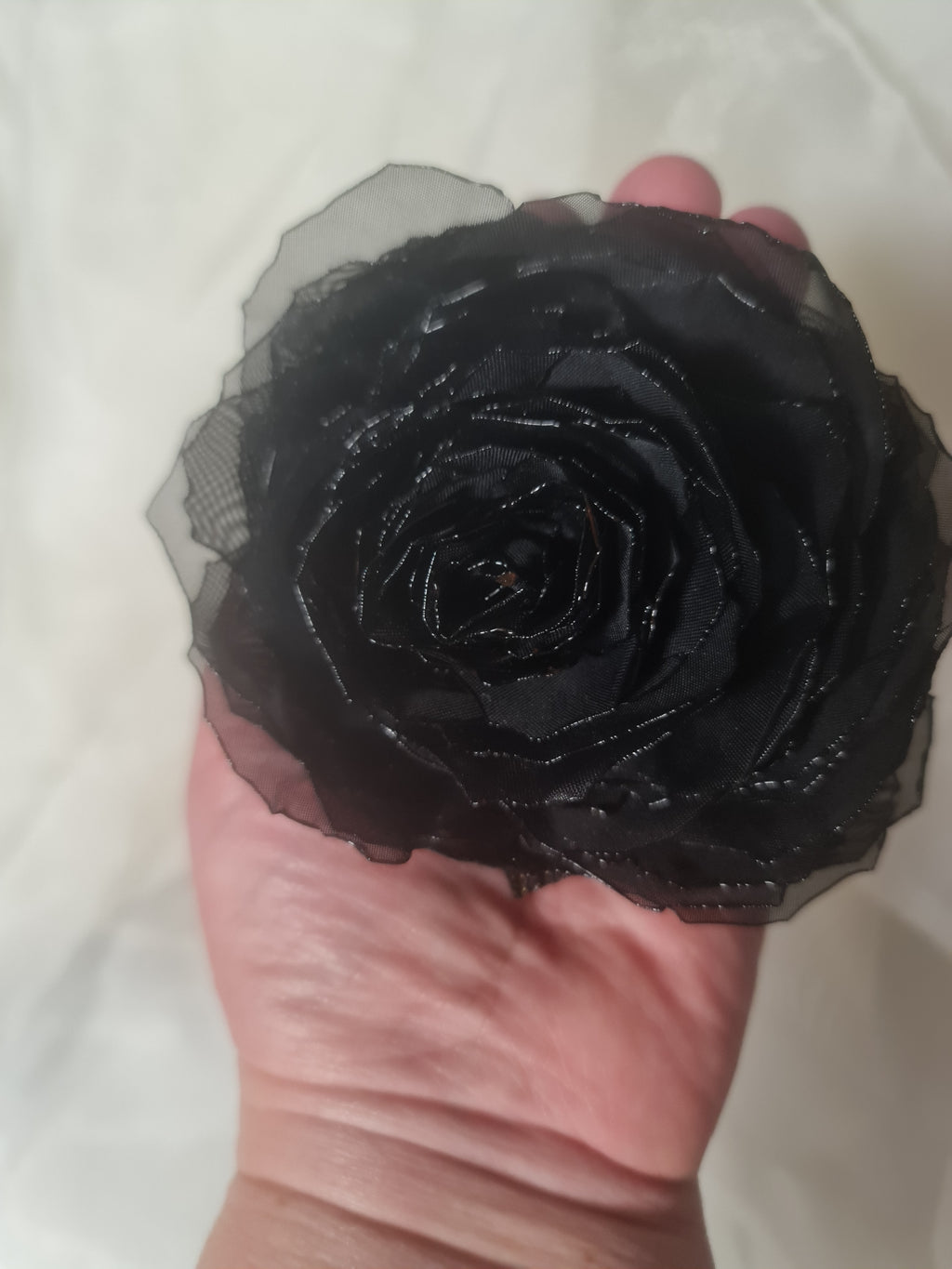 Trandafir galben din organza